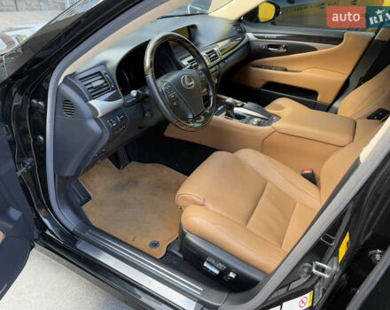 Черный Лексус ЛС, объемом двигателя 4.61 л и пробегом 178 тыс. км за 24990 $, фото 12 на Automoto.ua