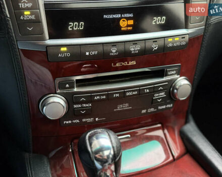 Черный Лексус ЛС, объемом двигателя 4.97 л и пробегом 189 тыс. км за 16700 $, фото 14 на Automoto.ua
