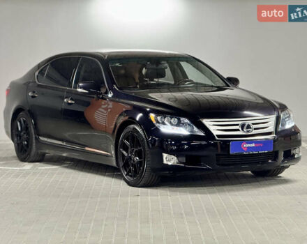 Черный Лексус ЛС, объемом двигателя 4.97 л и пробегом 189 тыс. км за 16700 $, фото 2 на Automoto.ua