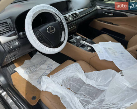 Черный Лексус ЛС, объемом двигателя 4.61 л и пробегом 178 тыс. км за 24990 $, фото 37 на Automoto.ua