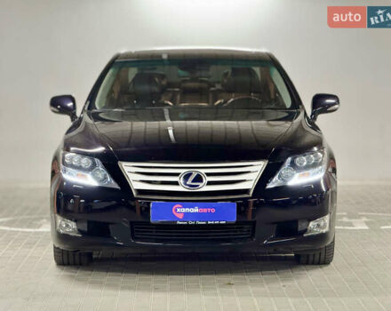 Черный Лексус ЛС, объемом двигателя 4.97 л и пробегом 189 тыс. км за 16700 $, фото 1 на Automoto.ua
