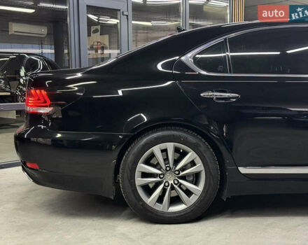 Чорний Лексус ЛС, об'ємом двигуна 4.61 л та пробігом 255 тис. км за 22900 $, фото 17 на Automoto.ua