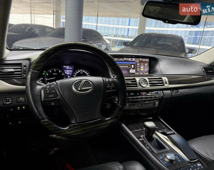 Чорний Лексус ЛС, об'ємом двигуна 4.61 л та пробігом 255 тис. км за 22900 $, фото 24 на Automoto.ua