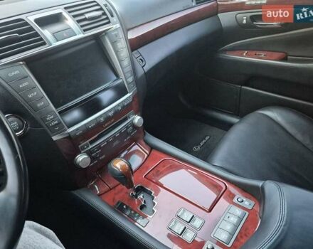 Черный Лексус ЛС, объемом двигателя 4.6 л и пробегом 163 тыс. км за 15900 $, фото 35 на Automoto.ua