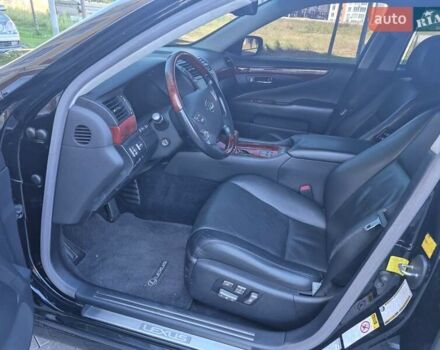 Черный Лексус ЛС, объемом двигателя 4.6 л и пробегом 163 тыс. км за 15900 $, фото 34 на Automoto.ua