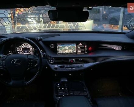 Черный Лексус ЛС, объемом двигателя 3.46 л и пробегом 30 тыс. км за 70704 $, фото 7 на Automoto.ua