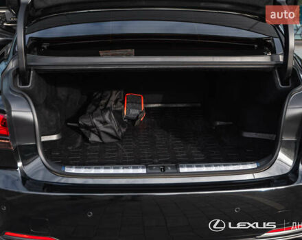Чорний Лексус ЛС, об'ємом двигуна 3.45 л та пробігом 39 тис. км за 87000 $, фото 44 на Automoto.ua