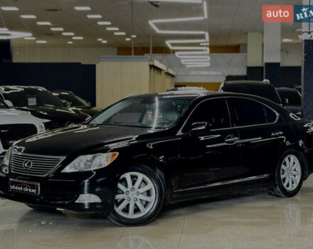 Черный Лексус ЛС, объемом двигателя 4.61 л и пробегом 226 тыс. км за 10999 $, фото 1 на Automoto.ua