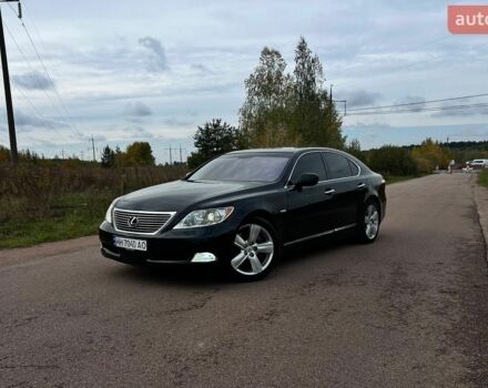 Черный Лексус ЛС, объемом двигателя 4.61 л и пробегом 229 тыс. км за 12000 $, фото 1 на Automoto.ua