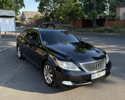 Чорний Лексус ЛС, об'ємом двигуна 0 л та пробігом 204 тис. км за 7550 $, фото 1 на Automoto.ua