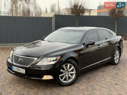 Черный Лексус ЛС, объемом двигателя 4.97 л и пробегом 222 тыс. км за 9900 $, фото 1 на Automoto.ua