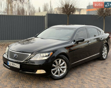 Черный Лексус ЛС, объемом двигателя 4.97 л и пробегом 222 тыс. км за 9900 $, фото 1 на Automoto.ua