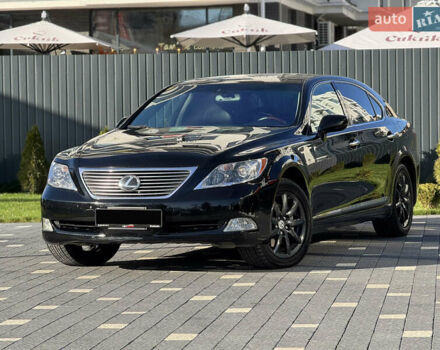 Черный Лексус ЛС, объемом двигателя 4.6 л и пробегом 251 тыс. км за 12500 $, фото 1 на Automoto.ua