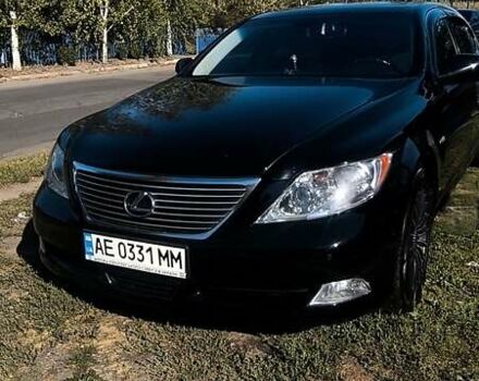 Черный Лексус ЛС, объемом двигателя 4.6 л и пробегом 170 тыс. км за 15300 $, фото 1 на Automoto.ua