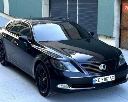 Черный Лексус ЛС, объемом двигателя 4.6 л и пробегом 285 тыс. км за 9999 $, фото 1 на Automoto.ua