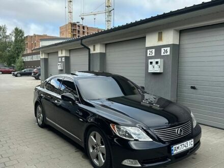 Чорний Лексус ЛС, об'ємом двигуна 4.61 л та пробігом 205 тис. км за 10800 $, фото 1 на Automoto.ua
