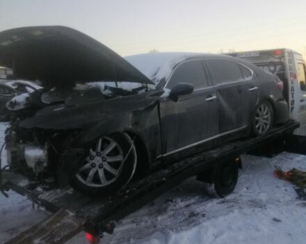 Черный Лексус ЛС, объемом двигателя 4.6 л и пробегом 230 тыс. км за 600 $, фото 1 на Automoto.ua