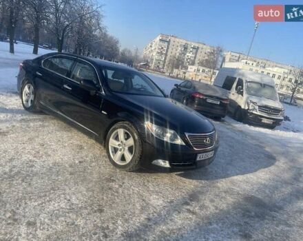 Чорний Лексус ЛС, об'ємом двигуна 4.61 л та пробігом 250 тис. км за 9000 $, фото 1 на Automoto.ua