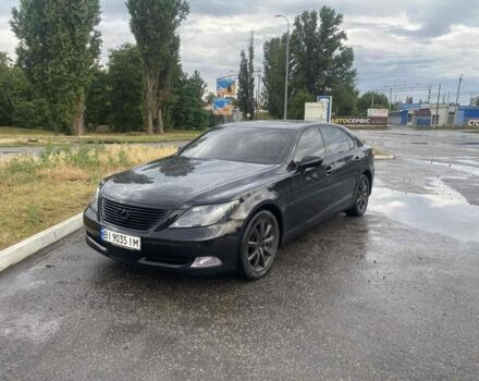 Черный Лексус ЛС, объемом двигателя 4.6 л и пробегом 300 тыс. км за 7999 $, фото 1 на Automoto.ua