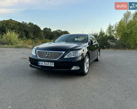 Черный Лексус ЛС, объемом двигателя 4.61 л и пробегом 190 тыс. км за 14500 $, фото 1 на Automoto.ua