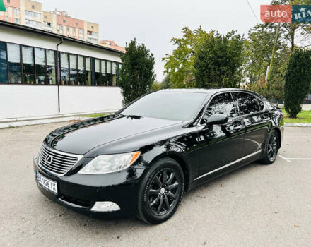 Черный Лексус ЛС, объемом двигателя 4.61 л и пробегом 200 тыс. км за 13900 $, фото 1 на Automoto.ua