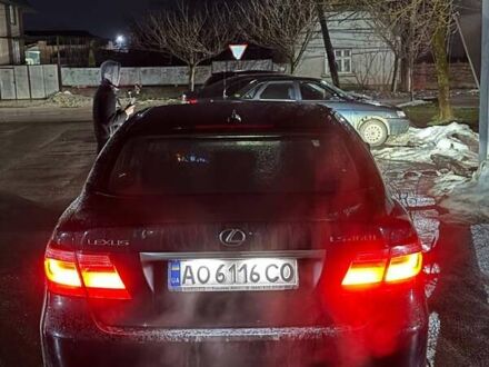 Черный Лексус ЛС, объемом двигателя 4.61 л и пробегом 123 тыс. км за 18881 $, фото 1 на Automoto.ua