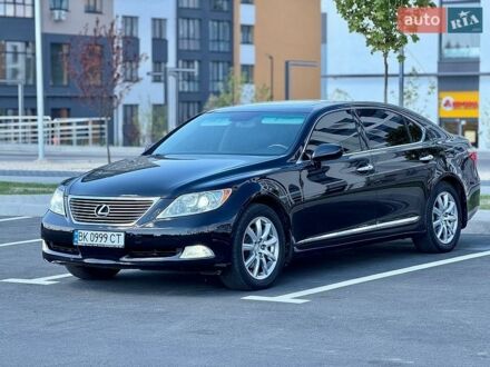 Черный Лексус ЛС, объемом двигателя 4.61 л и пробегом 220 тыс. км за 12500 $, фото 1 на Automoto.ua