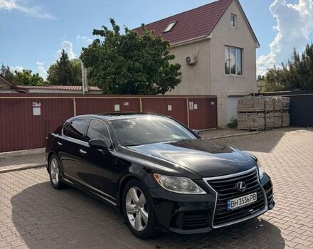 Черный Лексус ЛС, объемом двигателя 4.61 л и пробегом 300 тыс. км за 10500 $, фото 1 на Automoto.ua