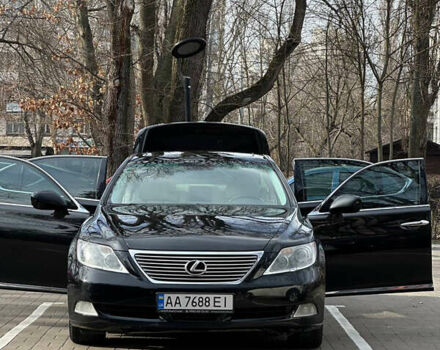 Чорний Лексус ЛС, об'ємом двигуна 4.61 л та пробігом 315 тис. км за 13888 $, фото 1 на Automoto.ua