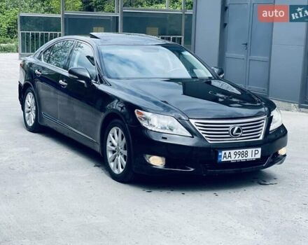 Черный Лексус ЛС, объемом двигателя 4.61 л и пробегом 280 тыс. км за 10600 $, фото 1 на Automoto.ua