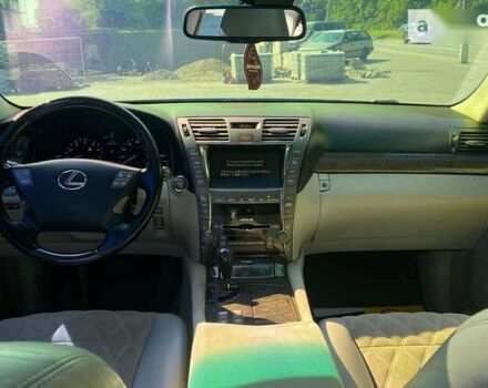 Лексус ЛС, об'ємом двигуна 4.6 л та пробігом 251 тис. км за 10900 $, фото 11 на Automoto.ua