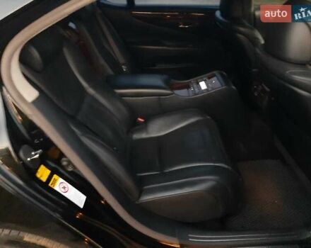 Лексус ЛС, об'ємом двигуна 4.97 л та пробігом 219 тис. км за 13800 $, фото 24 на Automoto.ua