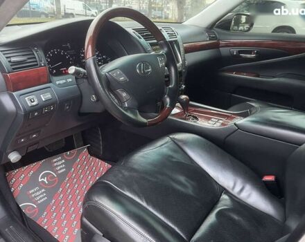 Лексус ЛС, объемом двигателя 4.6 л и пробегом 235 тыс. км за 11999 $, фото 28 на Automoto.ua