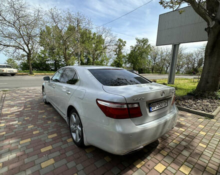 Лексус ЛС, об'ємом двигуна 4.61 л та пробігом 184 тис. км за 10500 $, фото 4 на Automoto.ua