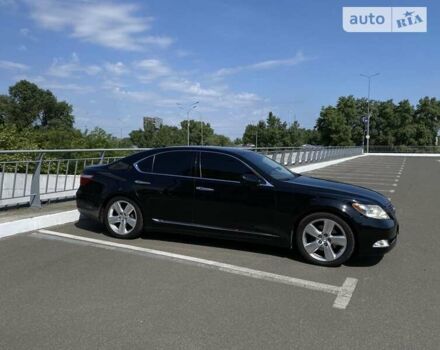 Лексус ЛС, объемом двигателя 4.6 л и пробегом 174 тыс. км за 11800 $, фото 3 на Automoto.ua