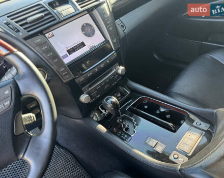 Лексус ЛС, объемом двигателя 4.6 л и пробегом 279 тыс. км за 13700 $, фото 17 на Automoto.ua