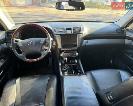 Лексус ЛС, объемом двигателя 4.6 л и пробегом 279 тыс. км за 13700 $, фото 15 на Automoto.ua