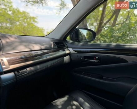 Лексус ЛС, объемом двигателя 4.6 л и пробегом 175 тыс. км за 21900 $, фото 10 на Automoto.ua