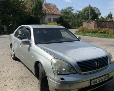 Серый Лексус ЛС, объемом двигателя 4.29 л и пробегом 313 тыс. км за 4500 $, фото 5 на Automoto.ua