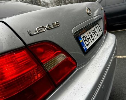 Серый Лексус ЛС, объемом двигателя 4.3 л и пробегом 300 тыс. км за 5555 $, фото 8 на Automoto.ua