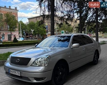 Серый Лексус ЛС, объемом двигателя 4.29 л и пробегом 333 тыс. км за 6300 $, фото 1 на Automoto.ua