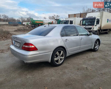 Серый Лексус ЛС, объемом двигателя 4.29 л и пробегом 259 тыс. км за 6700 $, фото 4 на Automoto.ua