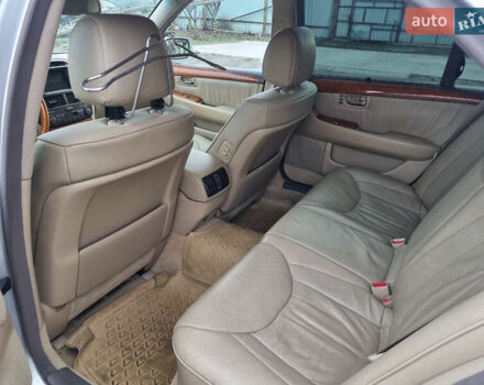 Серый Лексус ЛС, объемом двигателя 4.29 л и пробегом 259 тыс. км за 6700 $, фото 11 на Automoto.ua