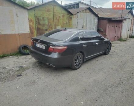 Сірий Лексус ЛС, об'ємом двигуна 4.61 л та пробігом 170 тис. км за 7900 $, фото 4 на Automoto.ua