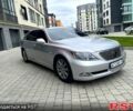 Серый Лексус ЛС, объемом двигателя 4.6 л и пробегом 240 тыс. км за 11500 $, фото 1 на Automoto.ua