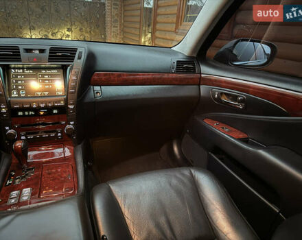 Сірий Лексус ЛС, об'ємом двигуна 4.6 л та пробігом 116 тис. км за 14999 $, фото 44 на Automoto.ua