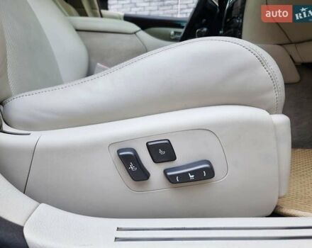 Серый Лексус ЛС, объемом двигателя 4.97 л и пробегом 237 тыс. км за 16999 $, фото 72 на Automoto.ua