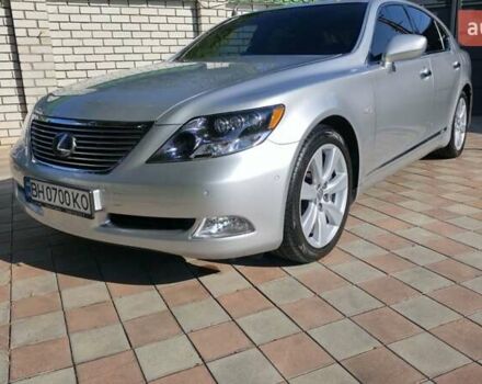 Серый Лексус ЛС, объемом двигателя 5 л и пробегом 280 тыс. км за 17999 $, фото 7 на Automoto.ua
