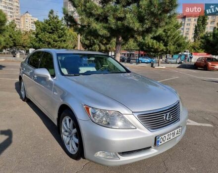 Сірий Лексус ЛС, об'ємом двигуна 4.61 л та пробігом 238 тис. км за 9500 $, фото 32 на Automoto.ua