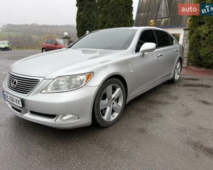 Серый Лексус ЛС, объемом двигателя 4.61 л и пробегом 216 тыс. км за 12800 $, фото 2 на Automoto.ua
